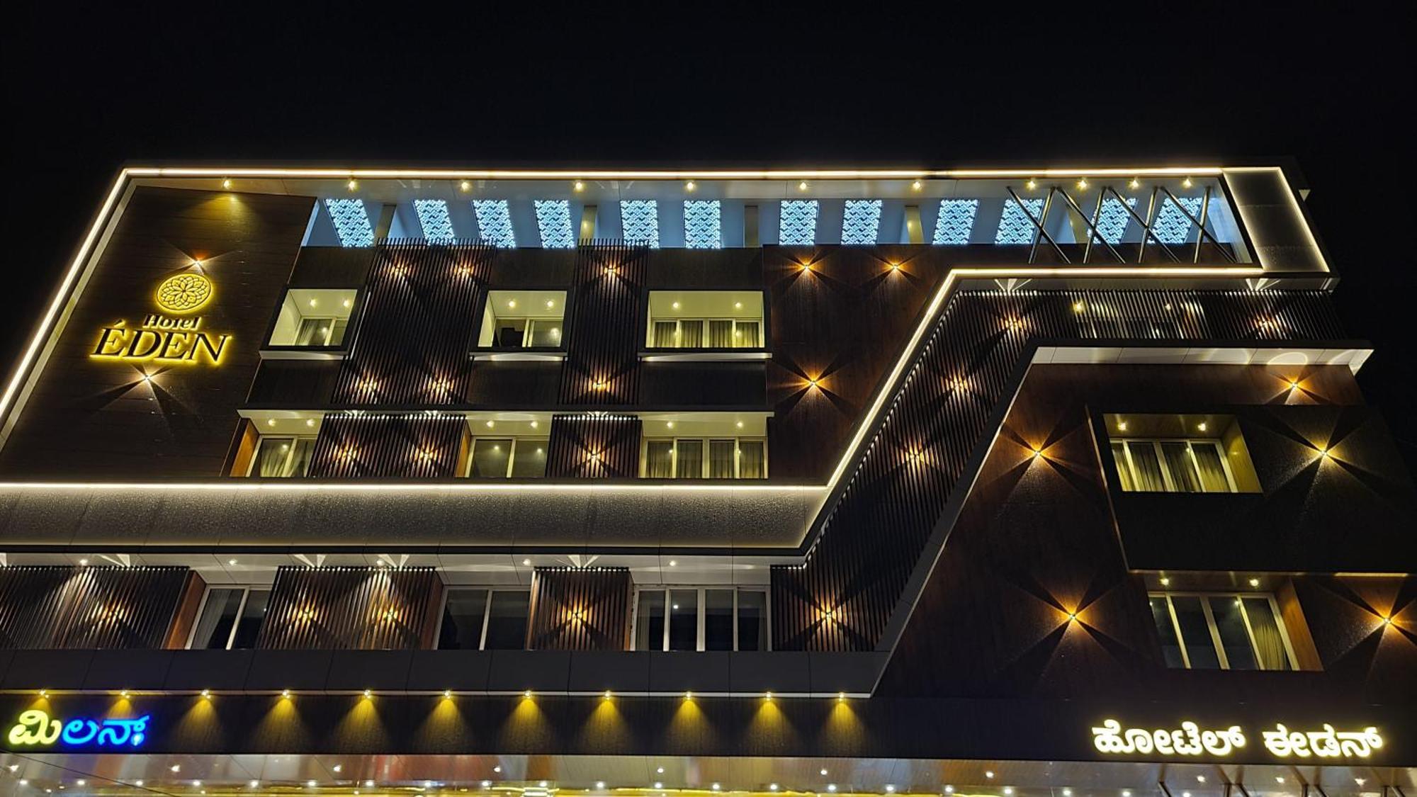 Hotel Eden Karwar Esterno foto